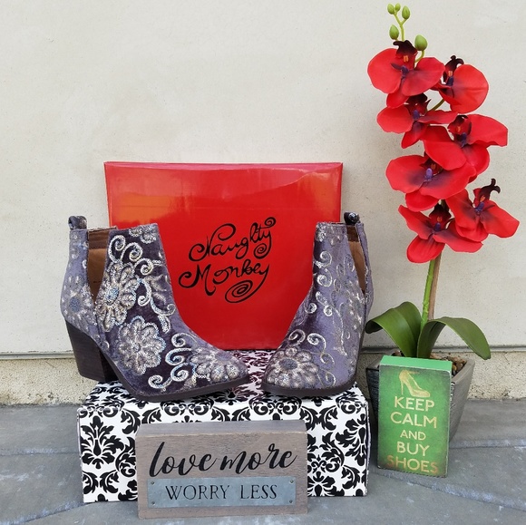 Fabulous Detailed Naughty Monkey Booties - Picture 5 of 6